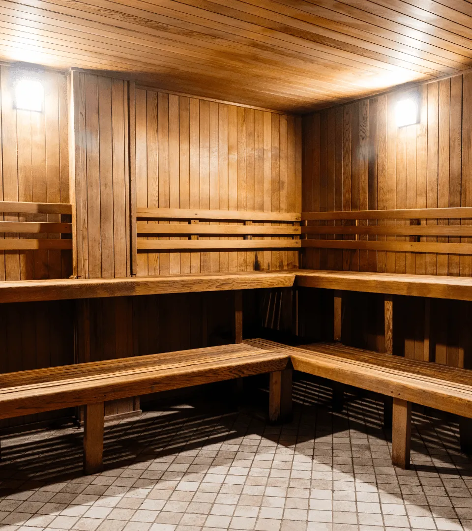 SAUNA. COLD PLUNGE.